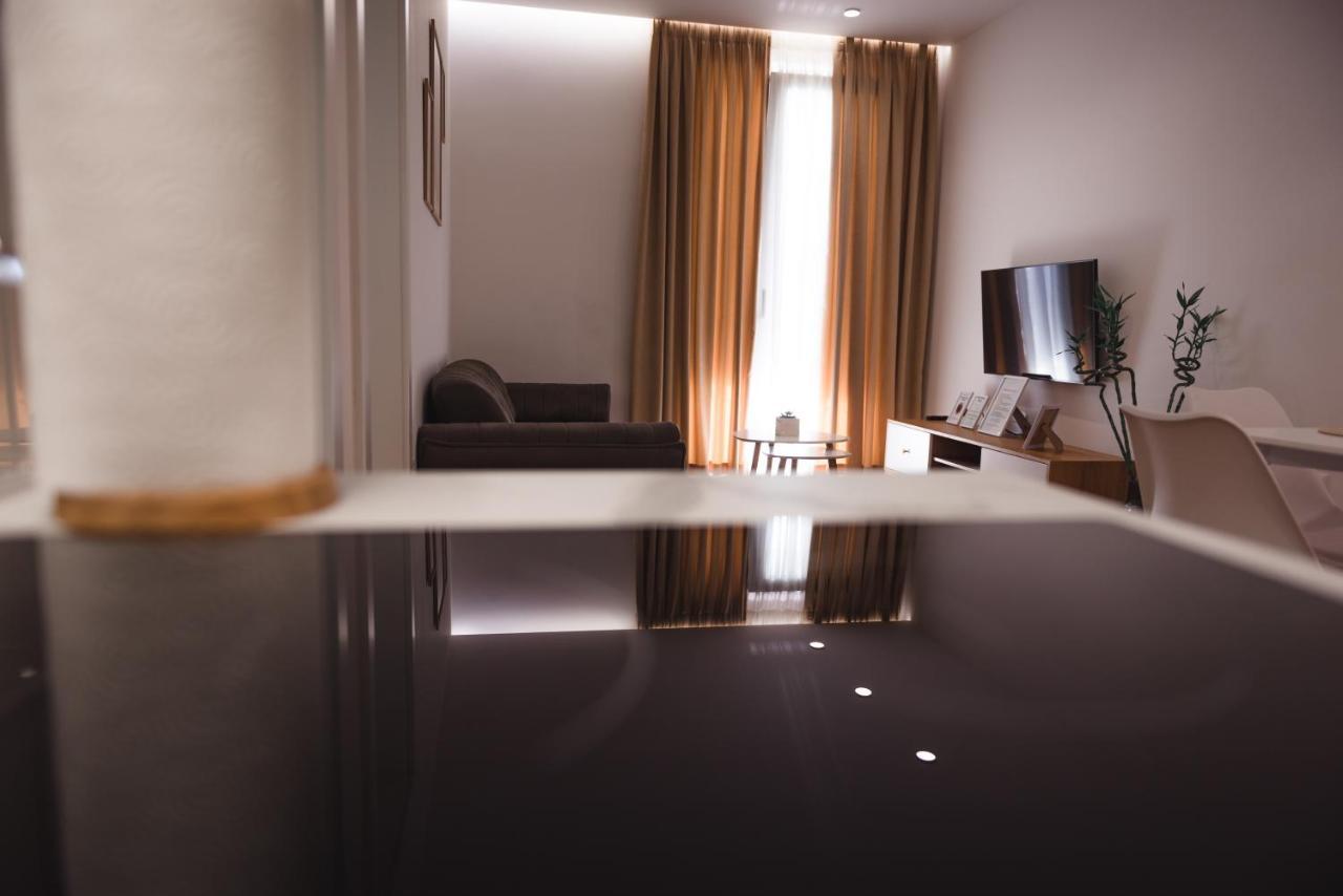 Tam Skanderbeg Square City Center Apartment No4 Tirana Extérieur photo